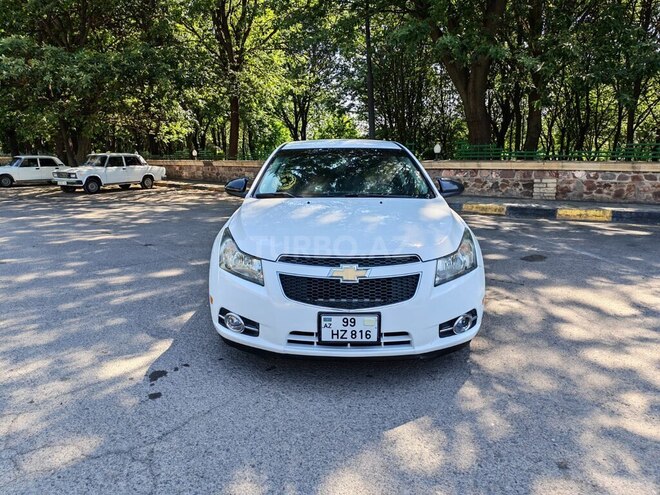 Chevrolet Cruze-1