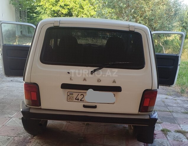 LADA (VAZ) Niva-8