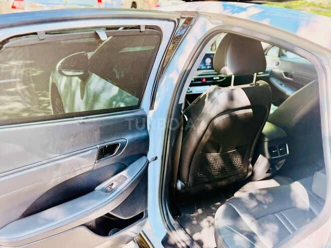 Hyundai Sonata-5