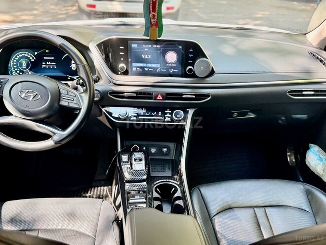 Hyundai Sonata-7
