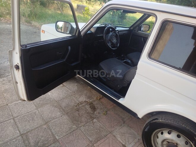 LADA (VAZ) Niva-4