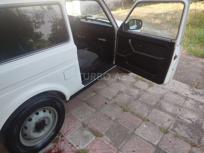 LADA (VAZ) Niva-5