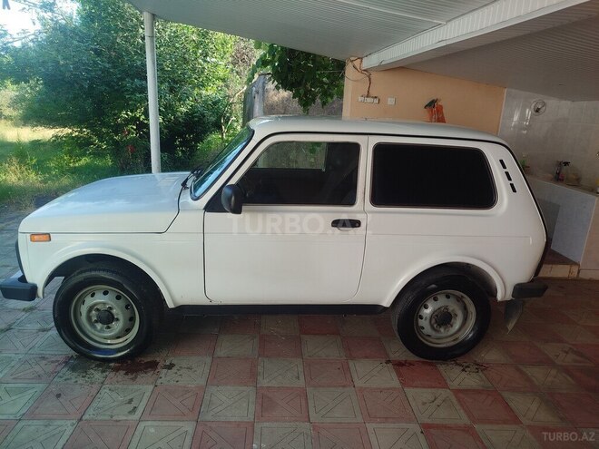 LADA (VAZ) Niva-2