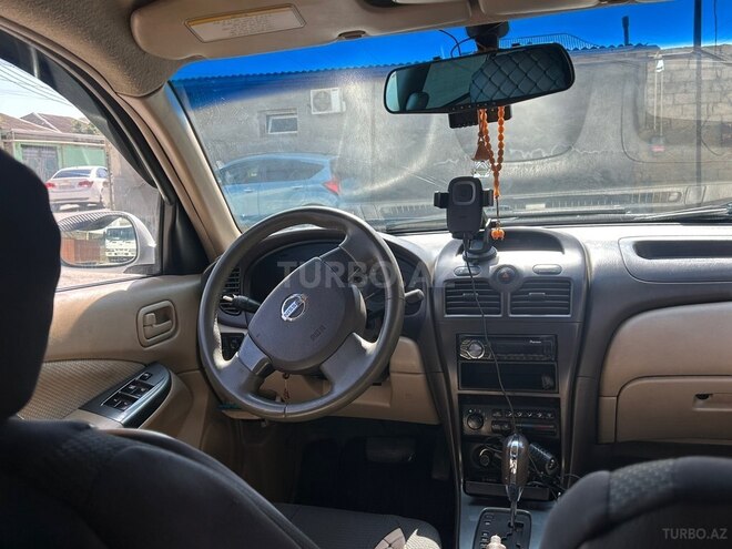 Nissan Sunny-8