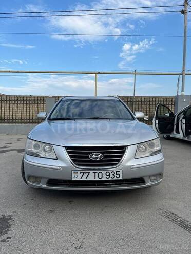 Hyundai Sonata-1