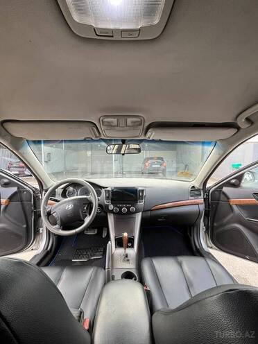 Hyundai Sonata-6