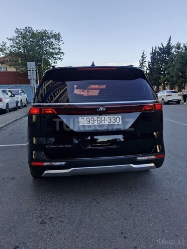 Kia Carnival-4