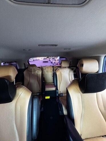 Kia Carnival-15