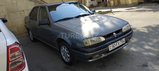 Renault 19-15