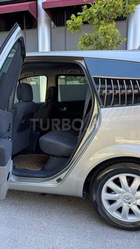 Renault Scenic-8