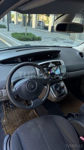 Renault Scenic-17