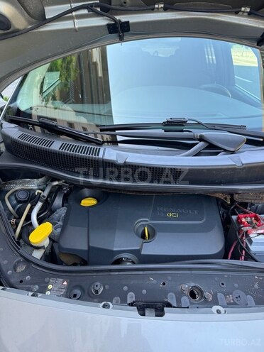 Renault Scenic-19