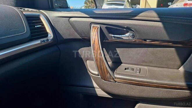 GMC Acadia-9