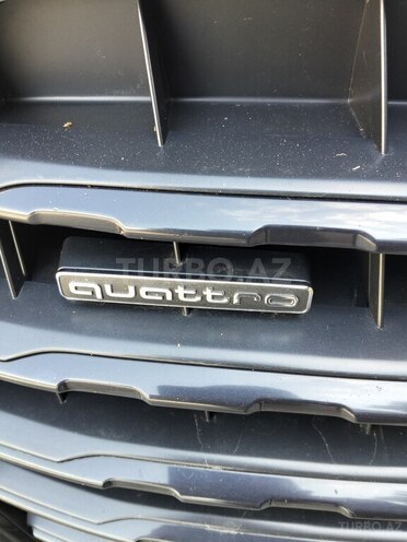 Audi Q7-2