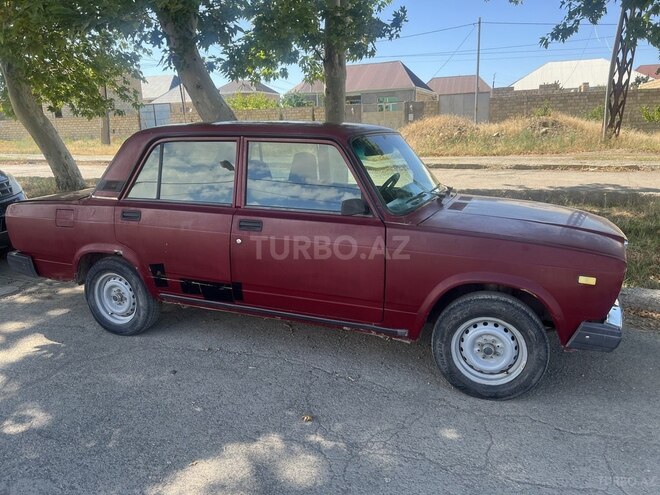 LADA (VAZ) 2107-5