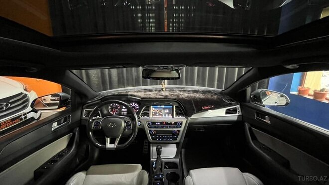Hyundai Sonata-13