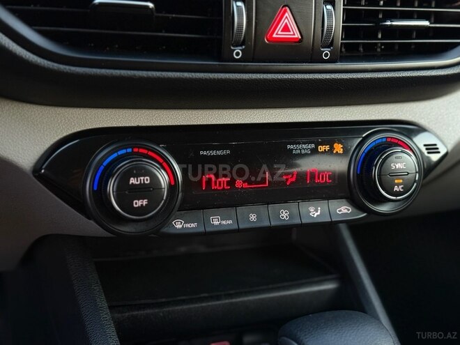 Kia Forte-16