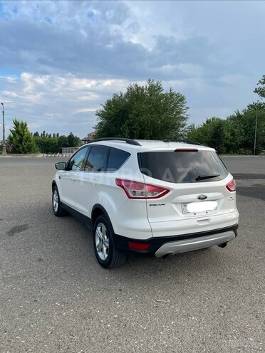 Ford Escape-8