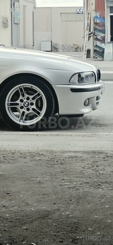 BMW 523-3