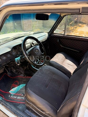 LADA (VAZ) 2106-7