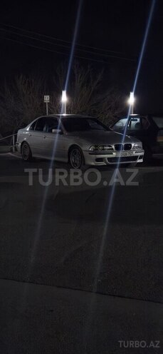 BMW 523-5