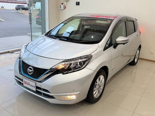 Nissan Note-9