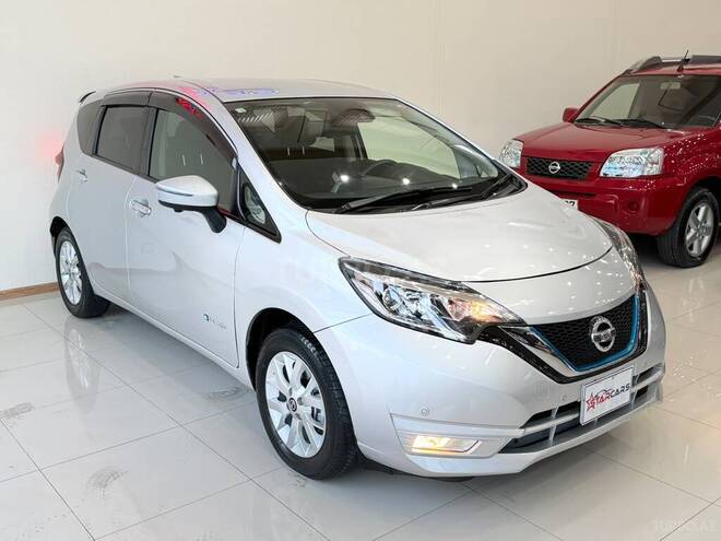 Nissan Note-6