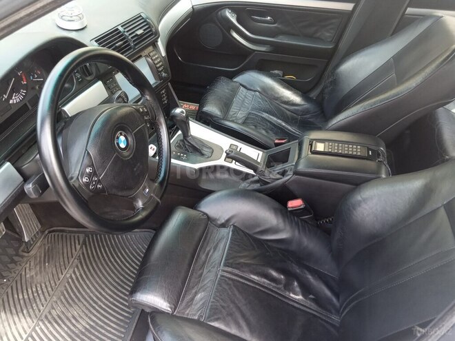 BMW 523-9
