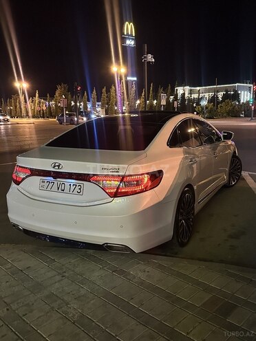 Hyundai Grandeur-2