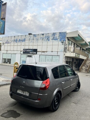 Renault Grand Scenic-3
