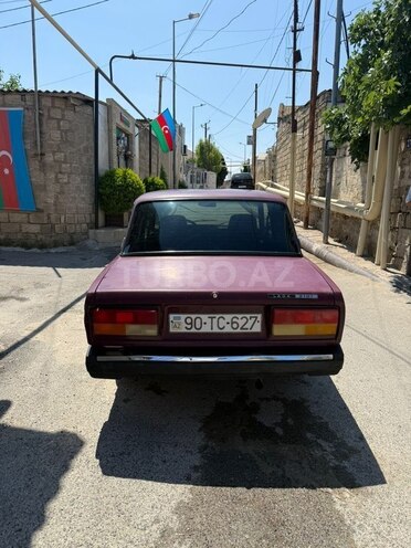 LADA (VAZ) 2107-2