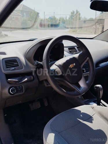Chevrolet Cobalt-6