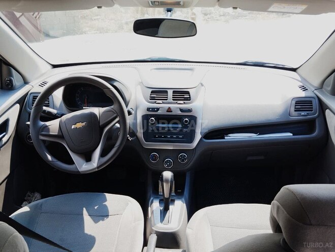 Chevrolet Cobalt-8