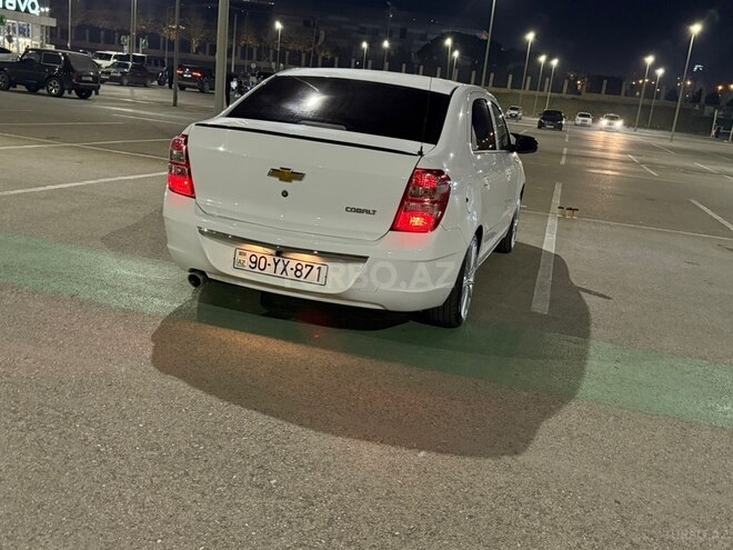Chevrolet Cobalt-10