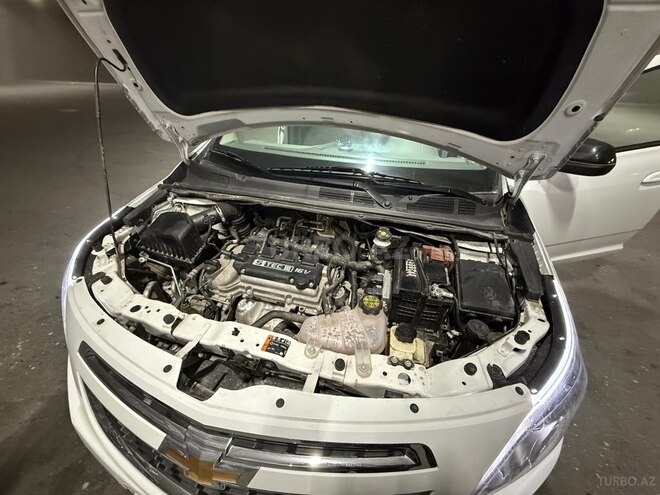 Chevrolet Cobalt-8