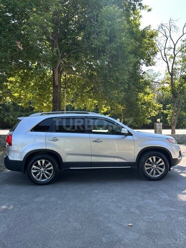 Kia Sorento-5