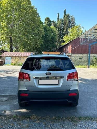 Kia Sorento-8
