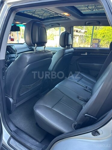Kia Sorento-15