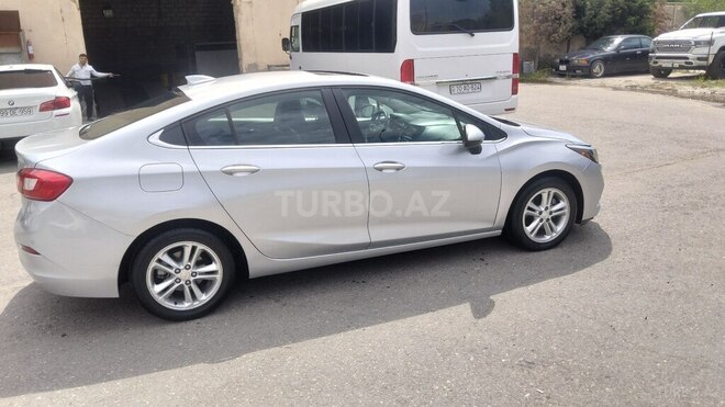 Chevrolet Cruze-5