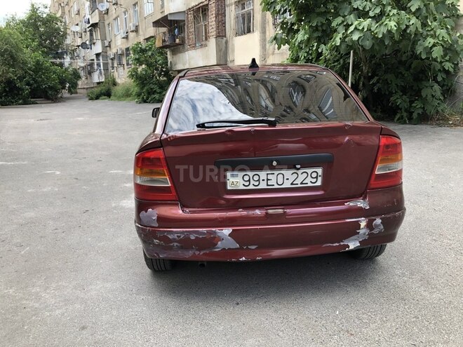 Opel Astra-2