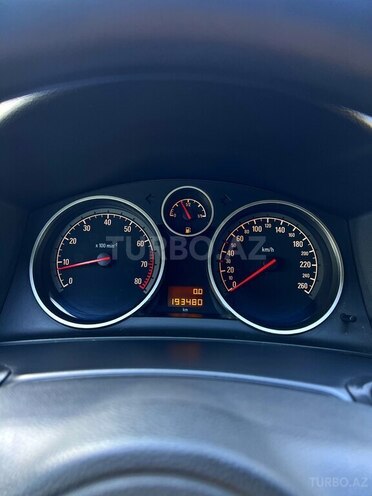 Opel Astra-11