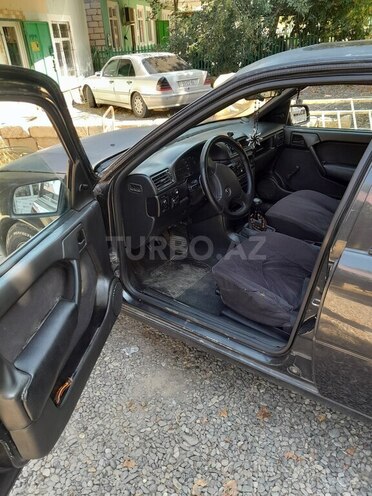 Opel Vectra-2