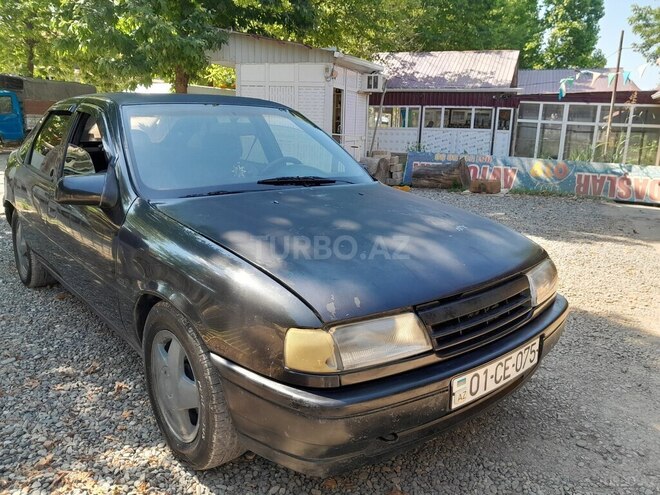 Opel Vectra-6