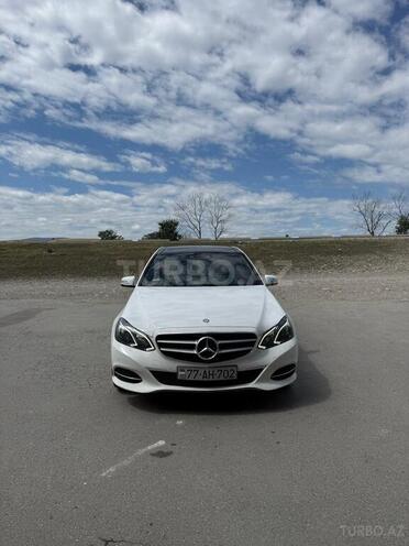 Mercedes E 250-1