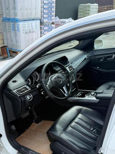 Mercedes E 250-5