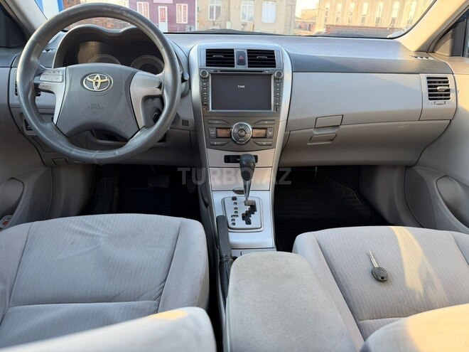 Toyota Corolla-4