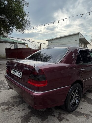 Mercedes C 220-8