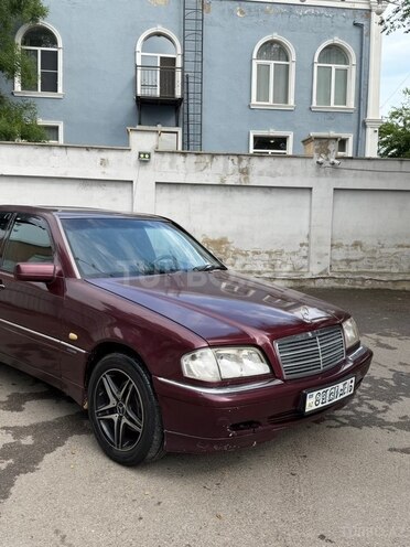 Mercedes C 220-4