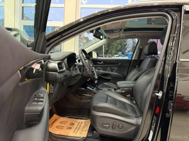Kia Sorento-14