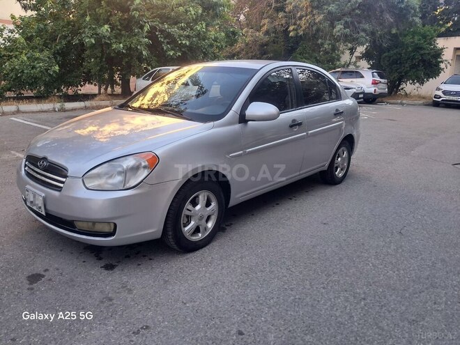 Hyundai Verna-3